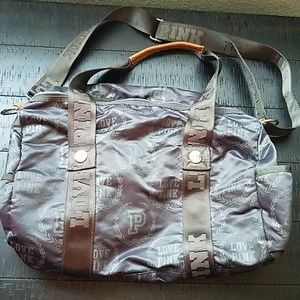 Victoria's Secret PINK duffel bag 🐩